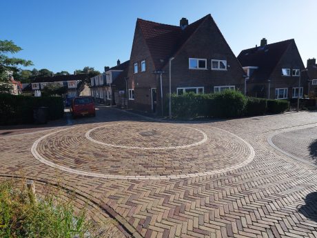 Herinrichting Geitenkamp, Arnhem | Straatbakstenen: Gala wasserstrich getrommeld DF en de Argenti DF en mix DF: Brons wasserstrich getrommeld, Varia Puur wasserstrich getrommeld en de Gala wasserstrich getrommeld
