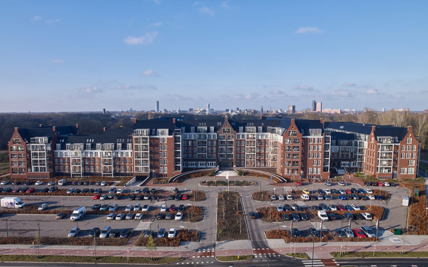 Nieuwbouw Woonlandschap De Leyhoeve | Dokter Bloemenlaan, Tilburg | Gevelbakstenen: Dinkelrood Flash HV WF (projectspecifiek), Dommelrood HV WF en Marowijne Rood Zand HV WF 