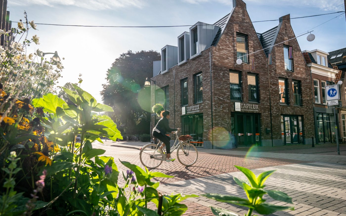 Transformatie winkels en appartementen | Hoofdstraat, Meppel | Gevelbaksteen: Archipolis Barn Bruin SP HF EB65