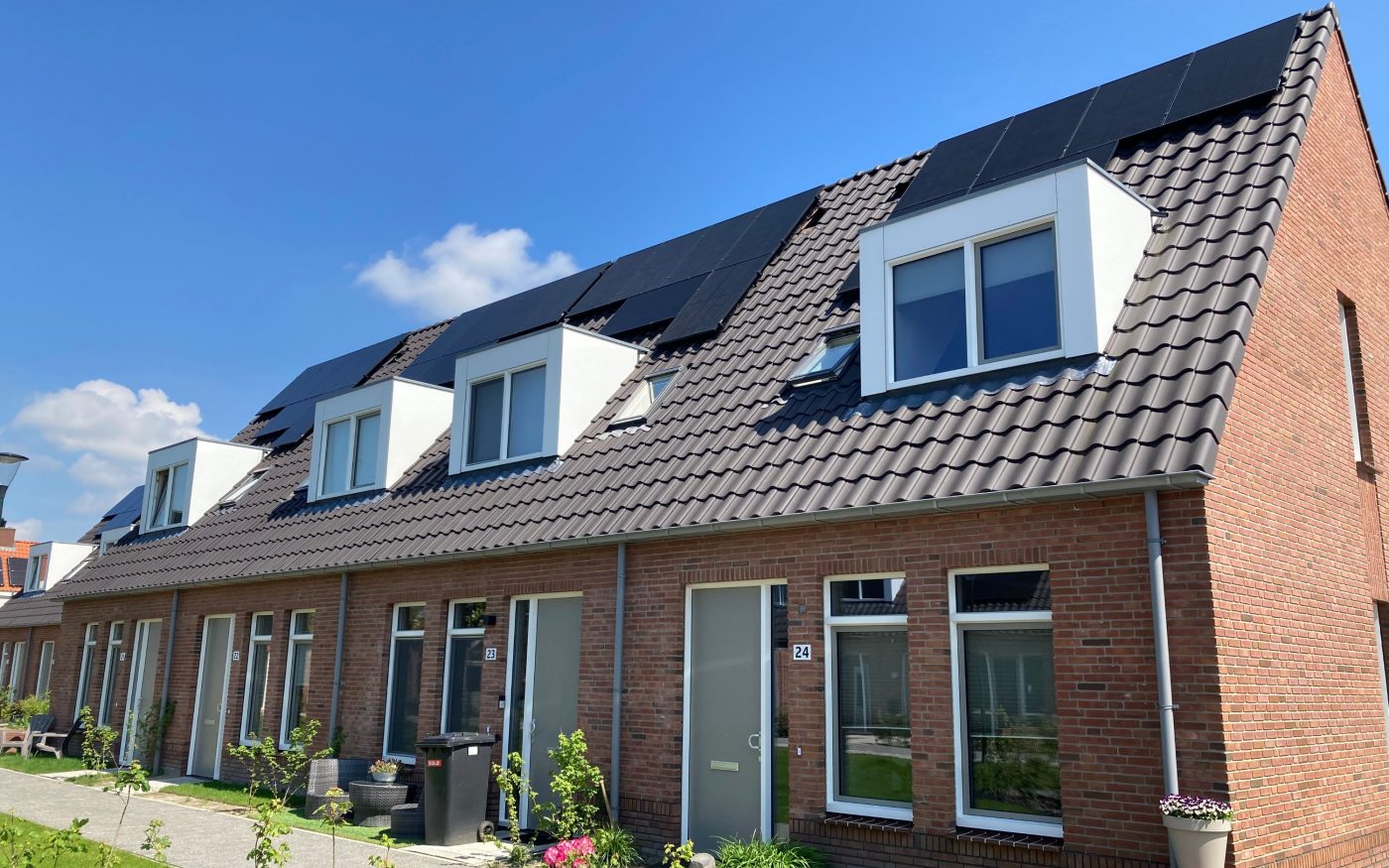 Nieuwbouw 20 woningen T&O terrein, Bergen (NH) | Dakpan: MaduraMax leikleur mat engobe