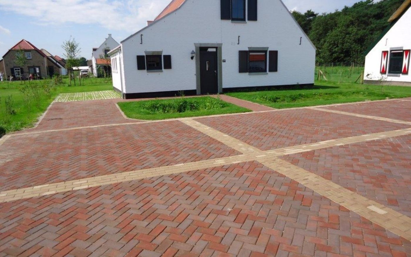 Realisatie recreatiepark | De Leistert, Leudal | Straatbakstenen: Padova LF60 en KK70, Mastiek KK70, Siena KK70 en DF