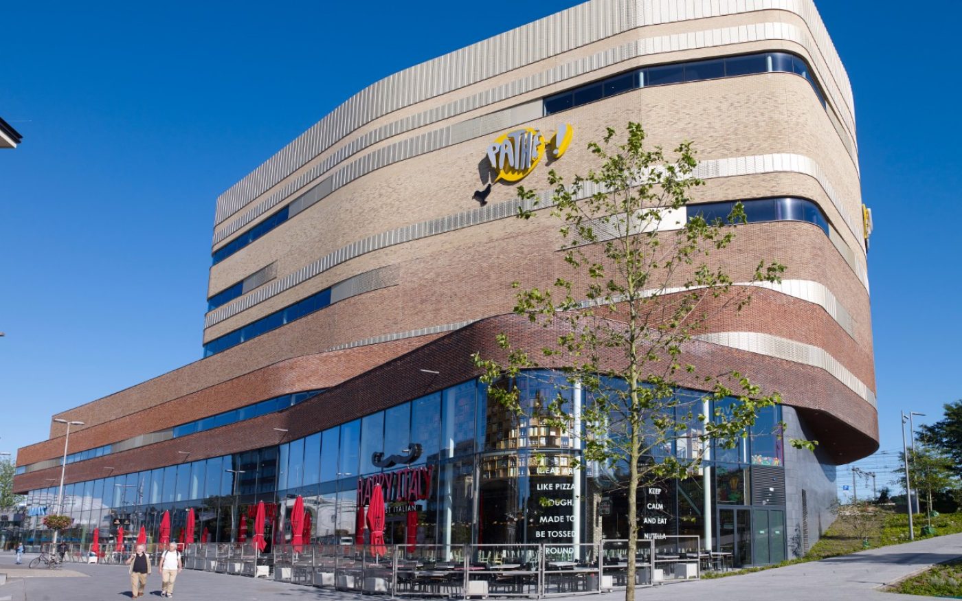 Nieuwbouw Bioscoop Pathé | Oude Stationsstraat, Arnhem | Gevelbakstenen: Edelstenen-serie Citrien, Jade, Rutiel HS WF en Akelei HV WF 
