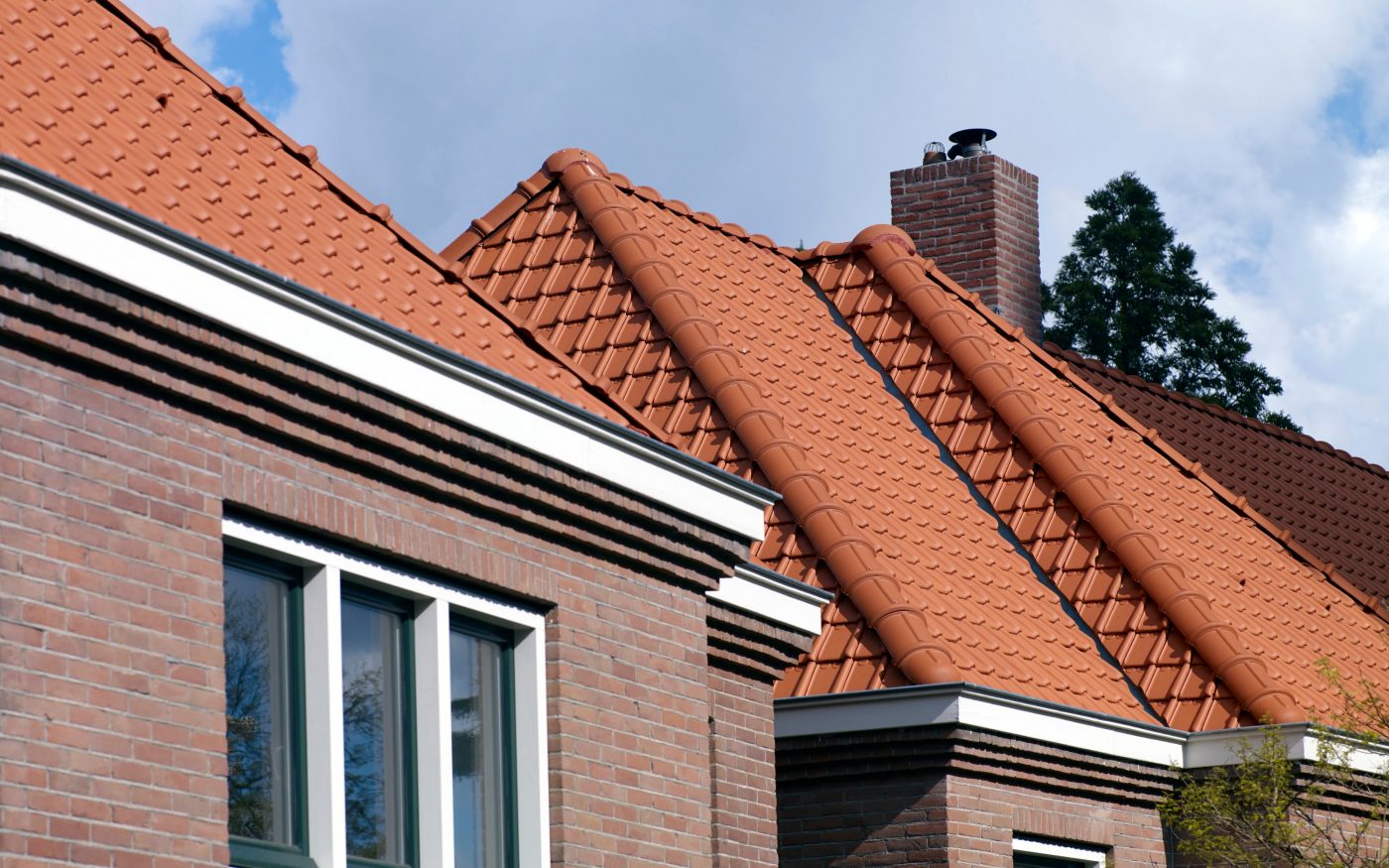 Grootschalige Renovatie Philipsdorp | Vooroorlogse Woonwijk, Eindhoven | Gevelbaksteen: Rood Kolengestookt VB WF, | Dakpannen: Tuile du Nord 44 Natuurrood 600 en Blauw Gesmoord 706
