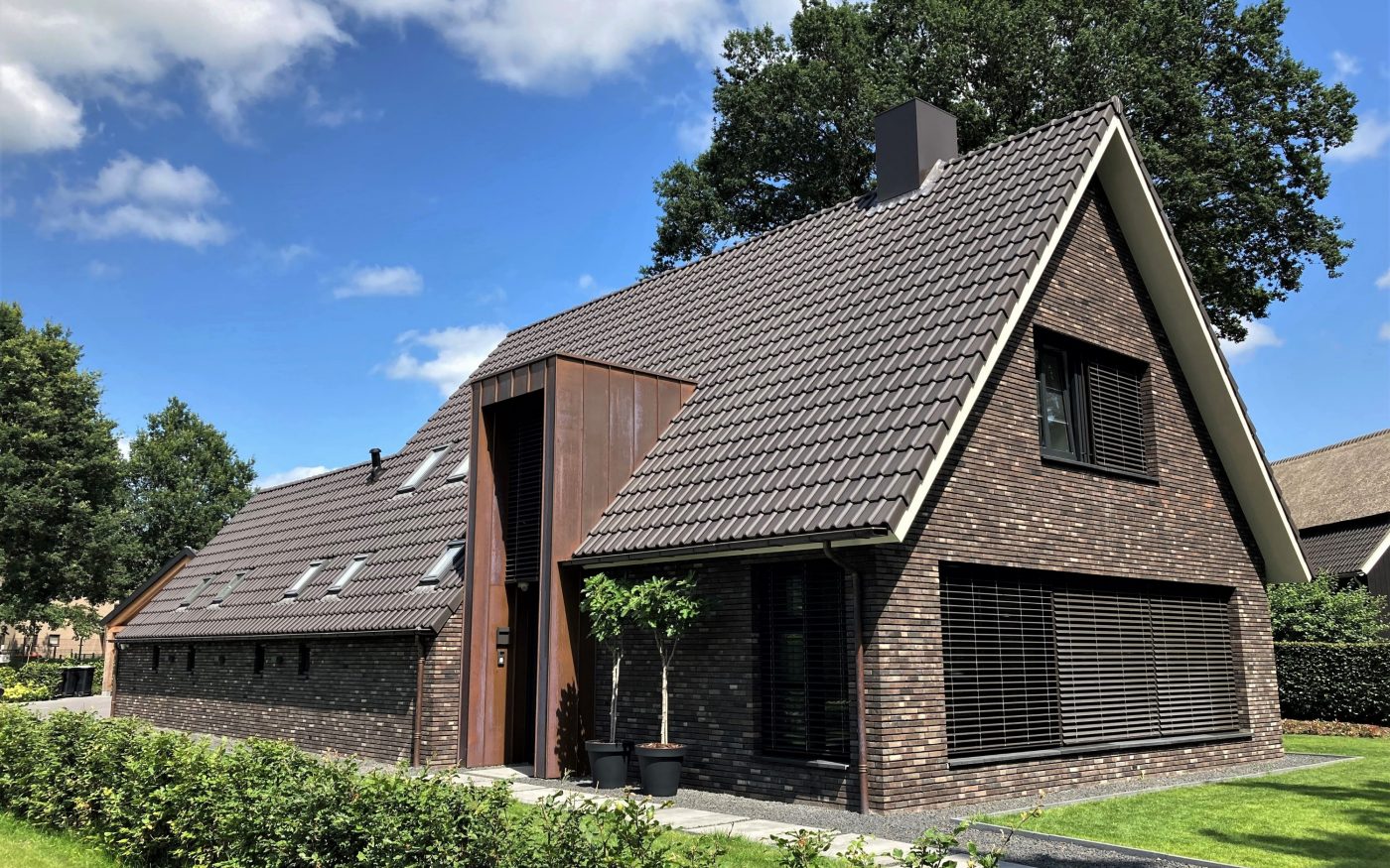 Nieuwbouw vrijstaande woning, Noordbarge | Gevelbaksteen: Optima WS WF | Dakpan: Alegra 12 leikleur mat engobe 
