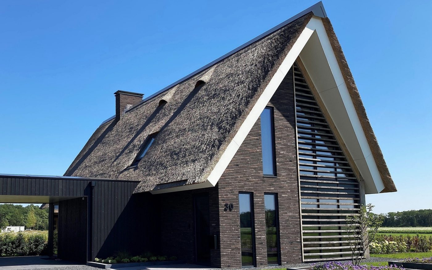 Nieuwbouw moderne schuurwoning, Norg | Gevelbakstenen: Optima LF400 en VF