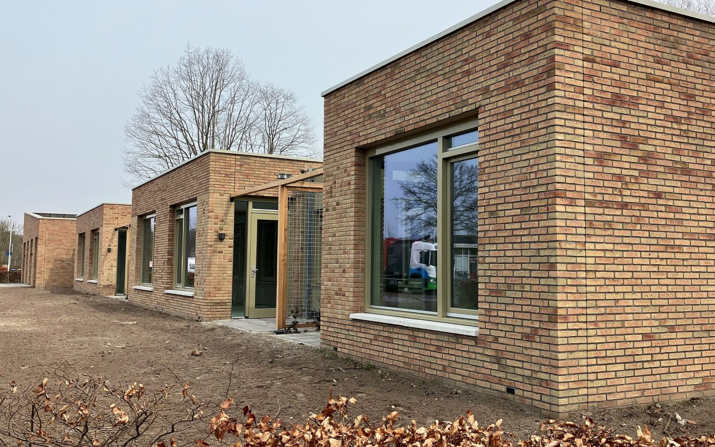  12 zorgappartementen ‘de Beuk’, St. Nicolaasga | Gevelbaksteen: Krokus HV WF