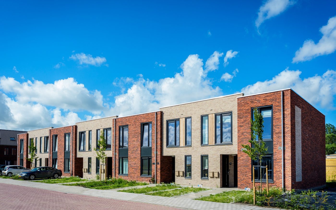 Nieuwbouw 18 woningen | Groene Oase, Steenbergen | Gevelbakstenen: Jotun Park HV WF215 EB65 en de Forum Prata Genuanceerd HV WF215 EB65