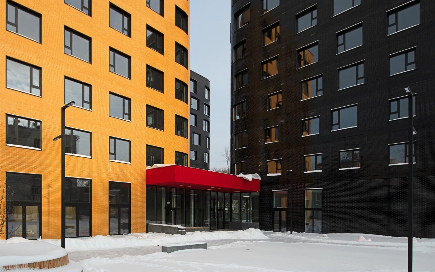 Kompozitsiya 24, Khavskaya, Glazed Black, Glazed Gold