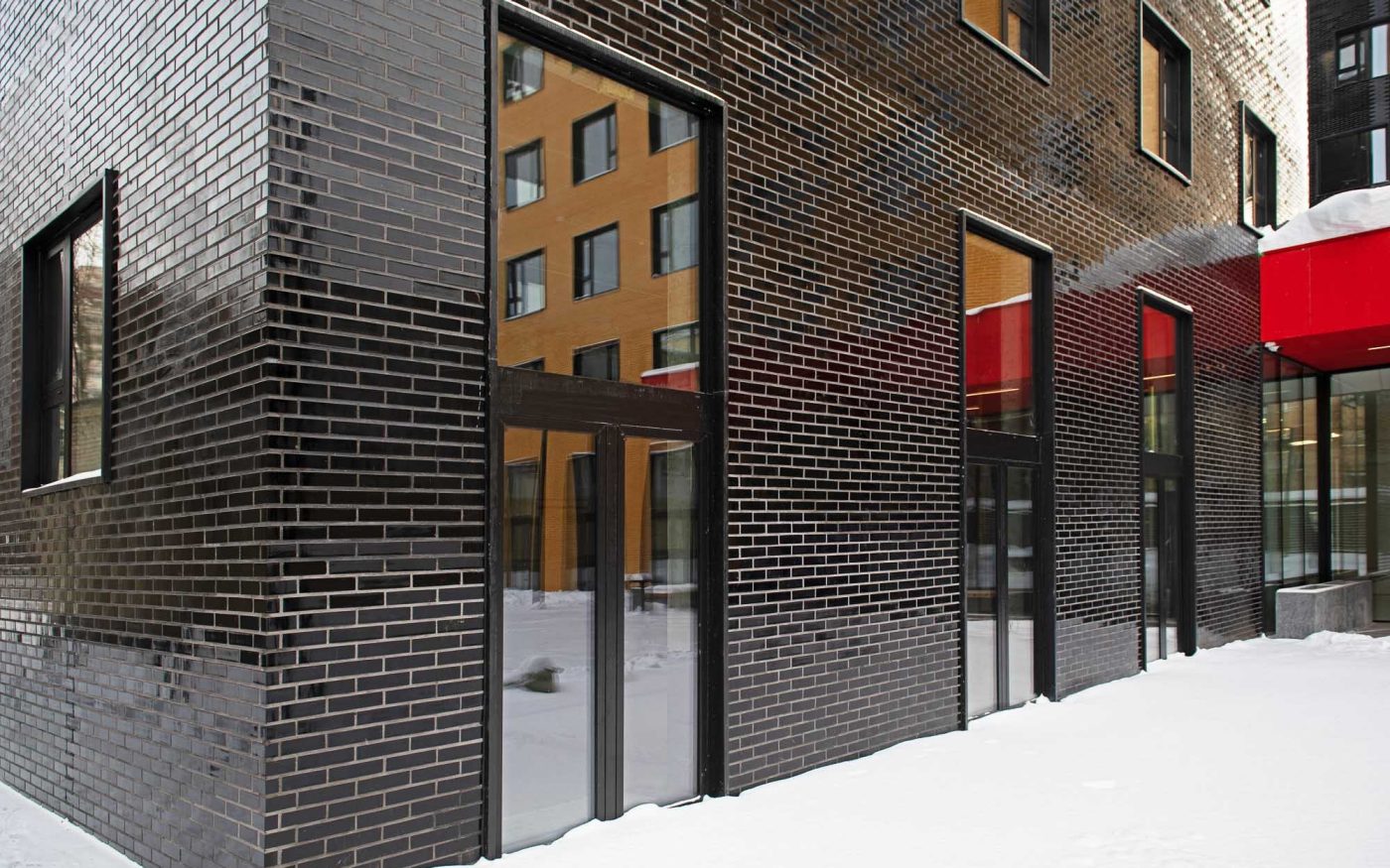 Kompozitsiya 24, Khavskaya, Glazed Black, Glazed Gold