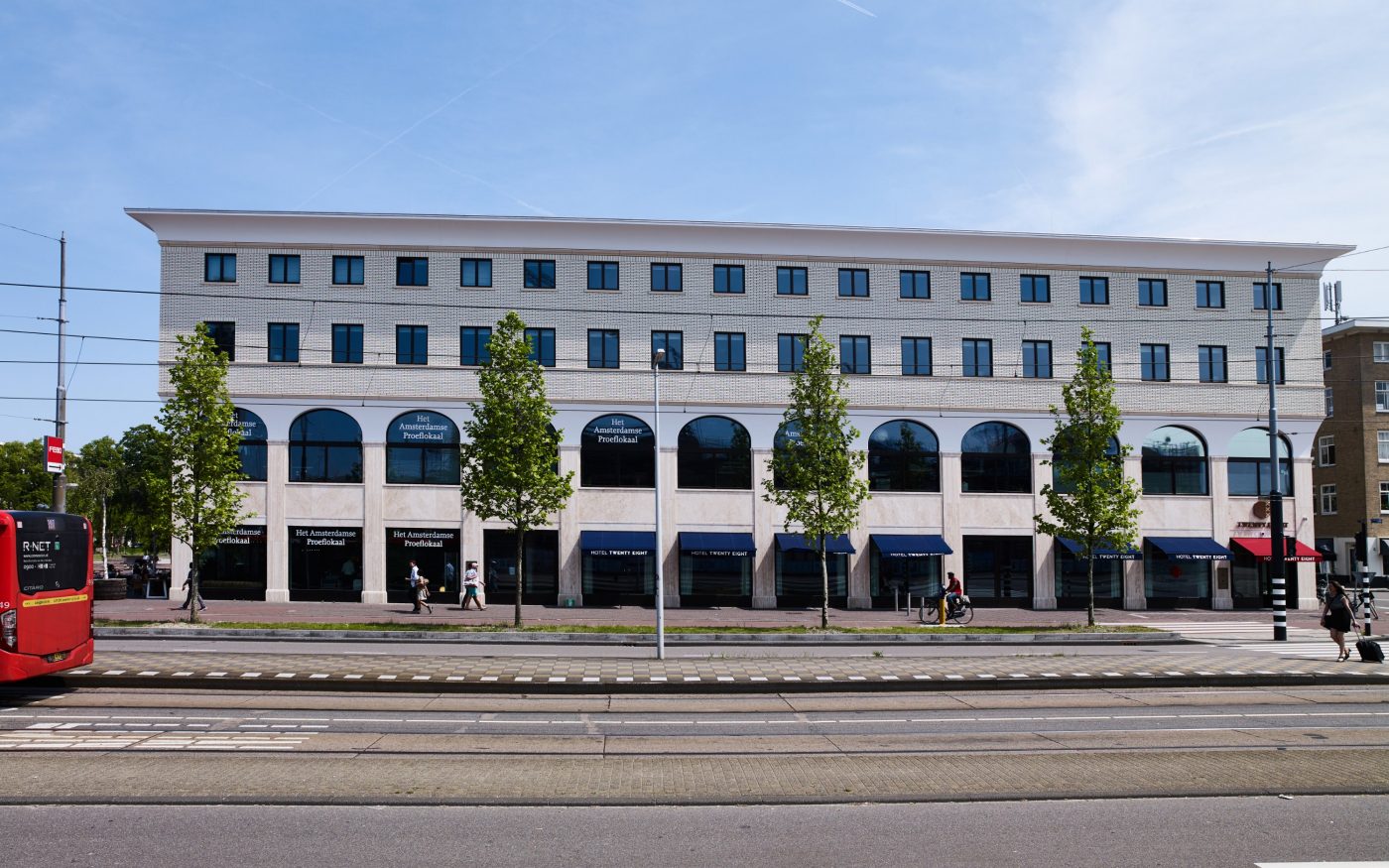 Maatwerk Glazuurbakstenen | Nieuwbouw Culinair Centrum en Hotel Project Zuidblok| Stadionplein, Amsterdam | Architect: Kollhoff Architekten | Contractors: Pieters Bouwtechniek, Vink Bouw en IQNN Vastgoed |  Client: IQNN Vastgoed