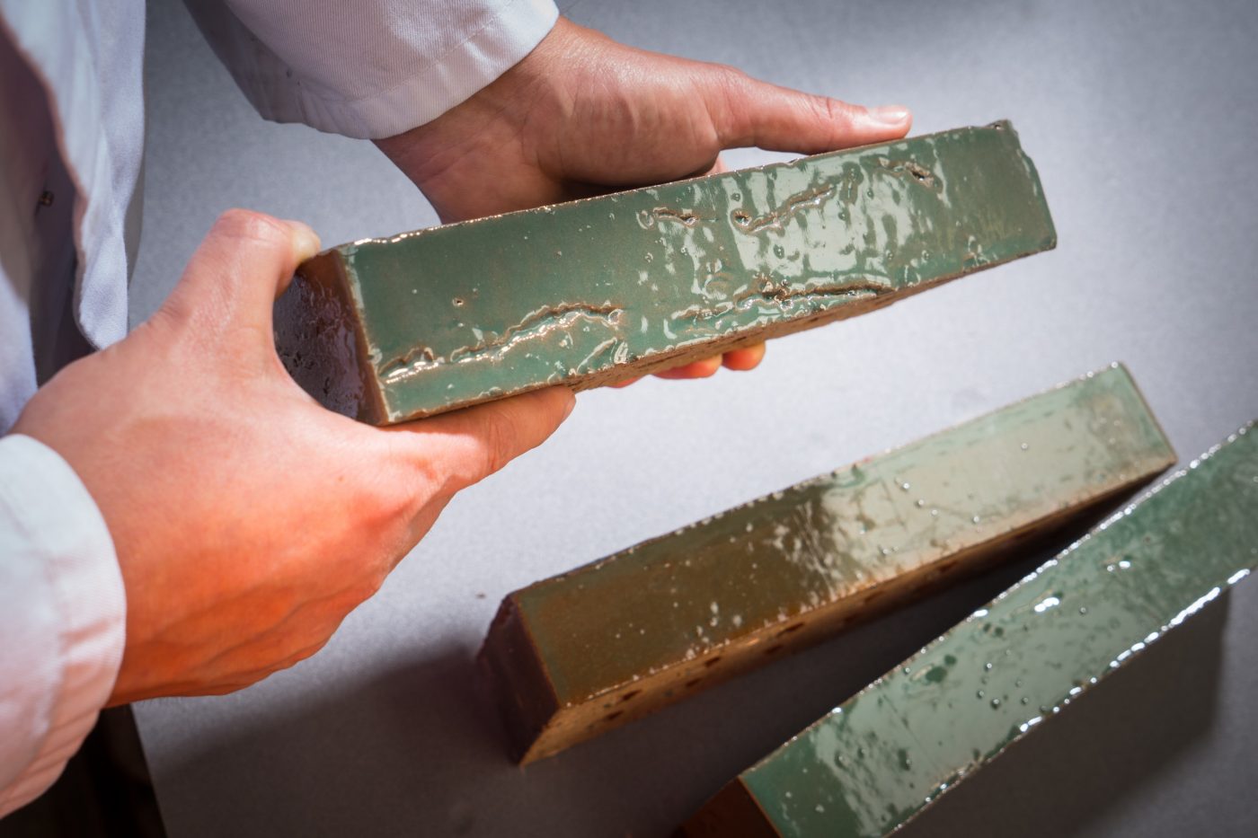 Sfeerbeld van geglazuurde bakstenen met speciale coating en kleuren