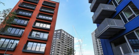 Glazuursteen Blauw Standaard, Rood Standaard en Wit Standaard SP WF | Nieuwbouw Appartementen | London City Island | Architect: Glenn Howells Architects | Client: London City Island | Photographer: Michael Molloy