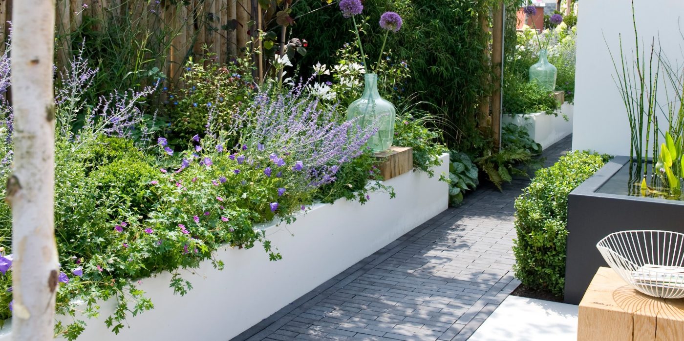 Tuinstijl Designa, serie 3 - 2014 - tuinen. Straatbakstenen series: Wienerberger  Designa serie.