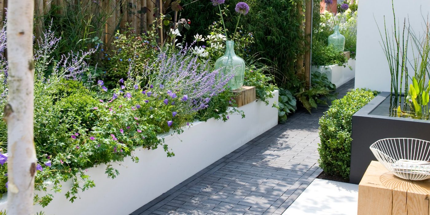 Tuinstijl Designa, serie 3 - 2014 - tuinen. Straatbakstenen series: Wienerberger  Designa serie.