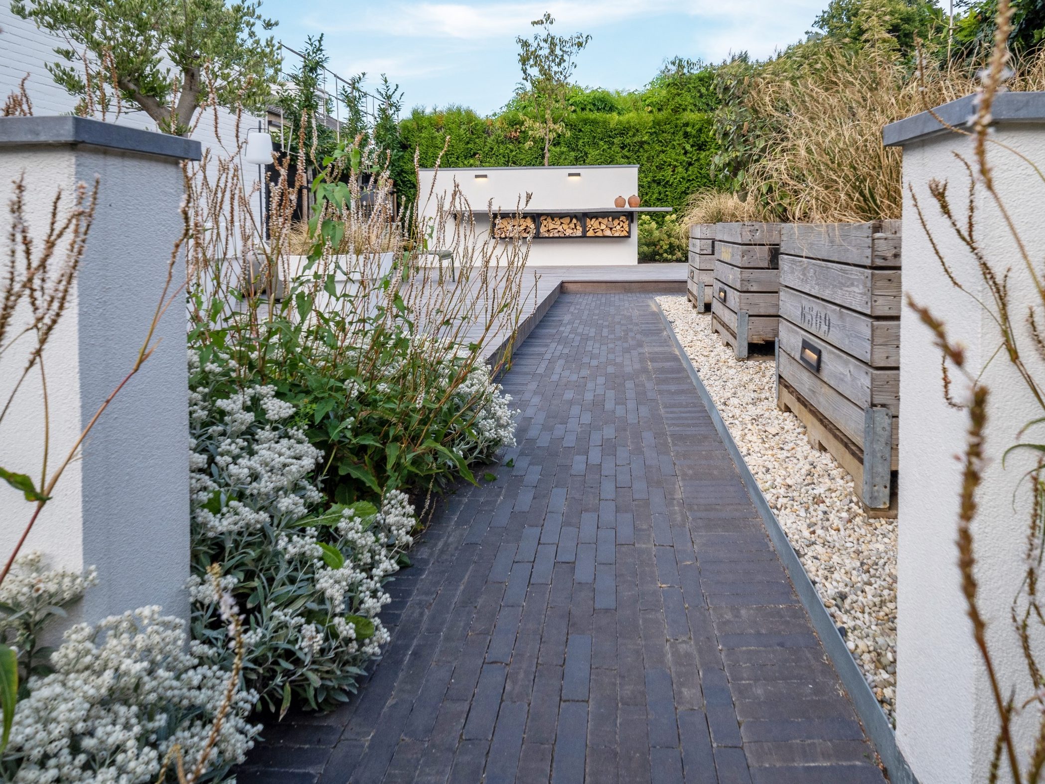 imagine! 2026 | Magazine over keramische tuinbestrating | Referentie