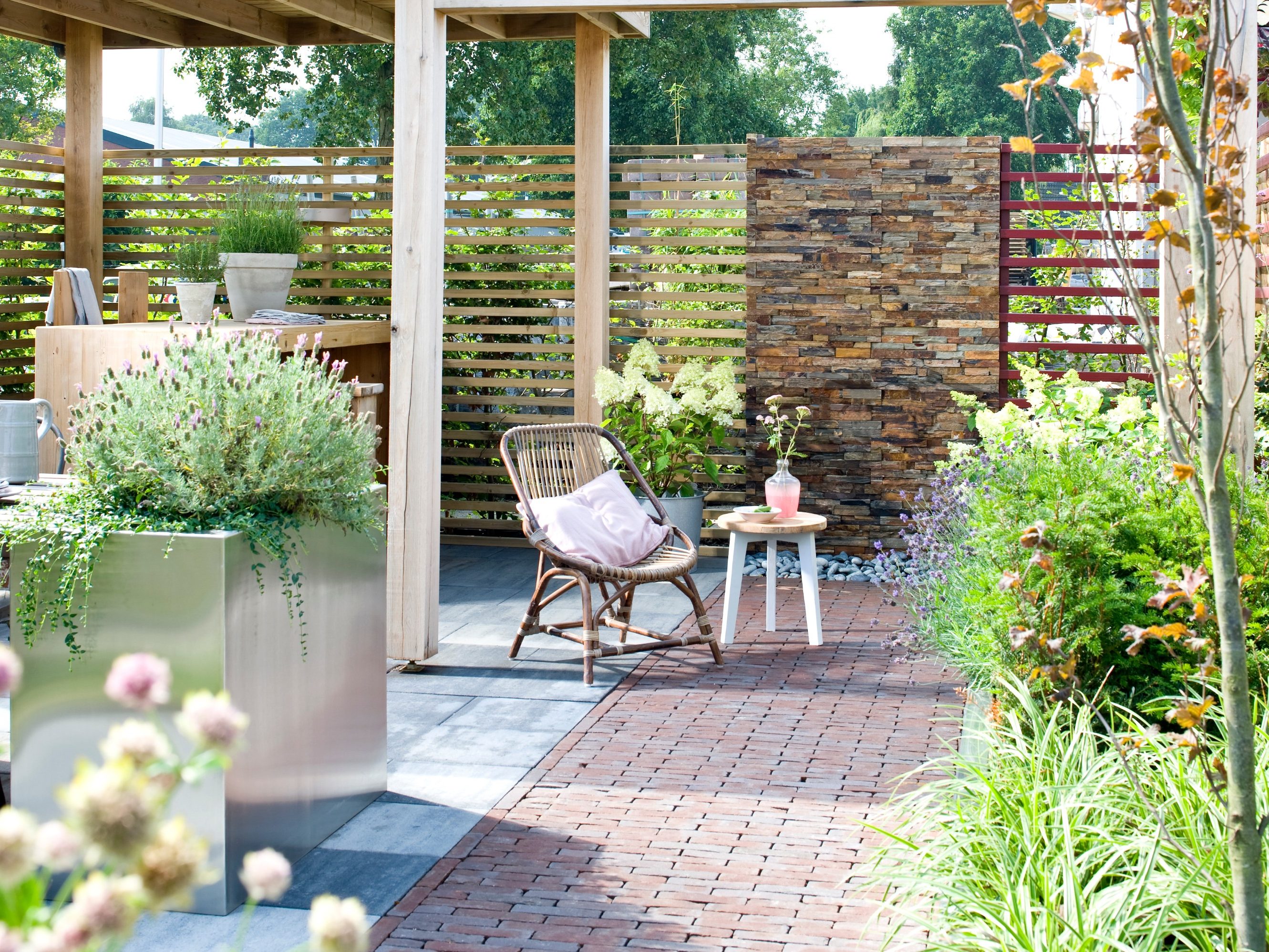 Tuinstijl Vida, serie 3 - 2014 - tuinen. Straatbakstenen series: Wienerberger Vida serie.