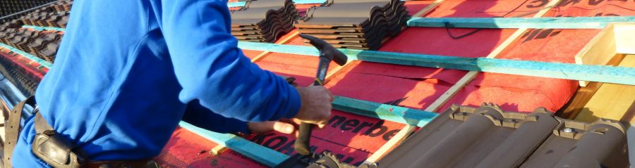 Dakpannen verankeren voorkomt schade