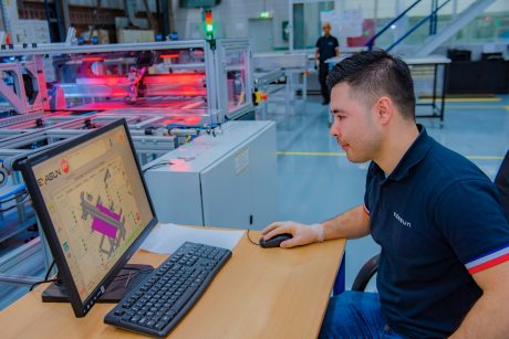 Productie van Wevolt zonnepanelen