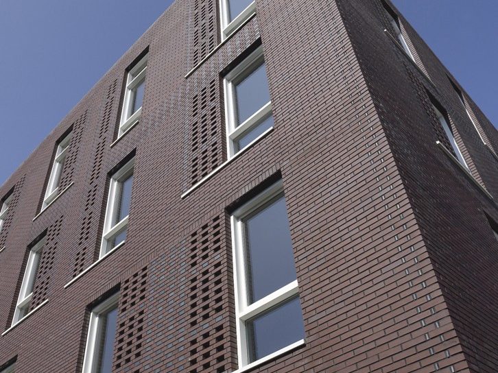 Braziliaans verband in een gevel