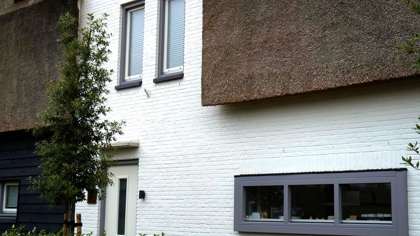 Keimbakstenen project Hoek Jopie Huismanstraat Utrecht