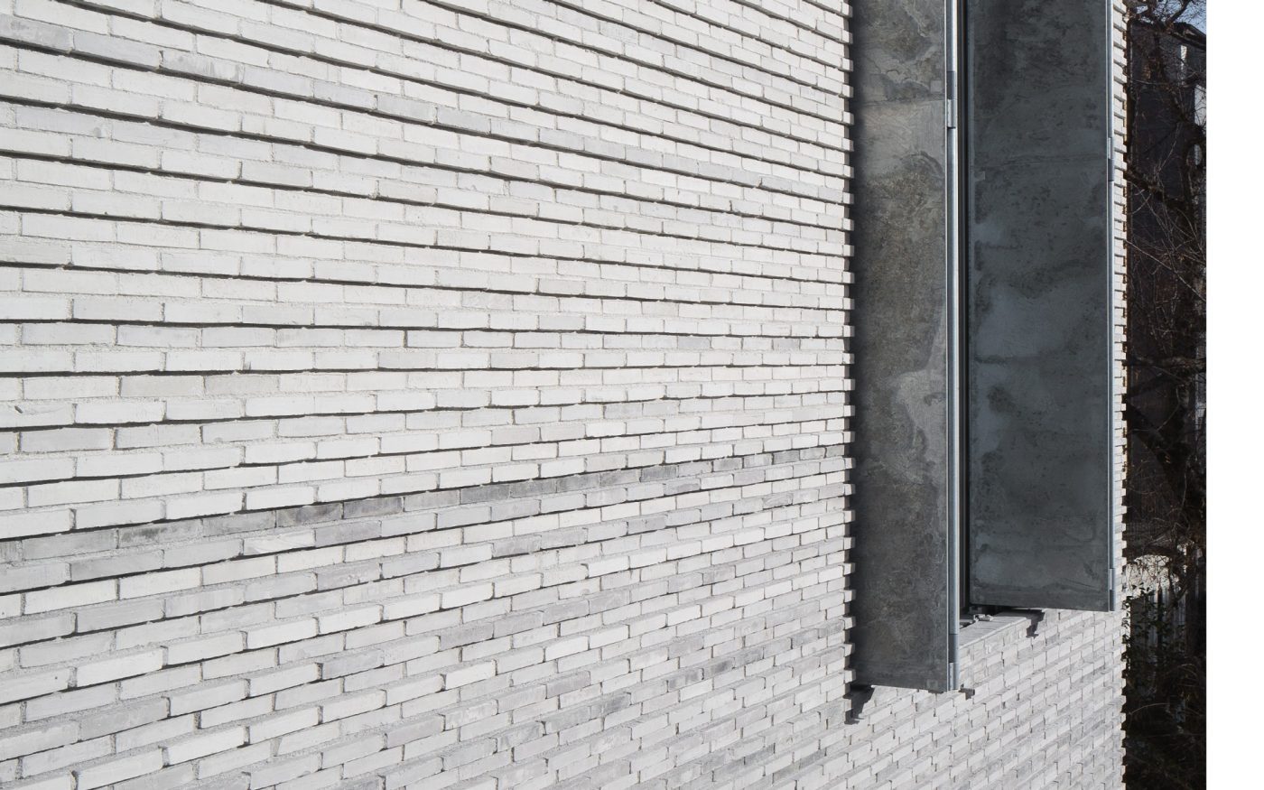 Kunstmuseum Basel extension, museum with clay block; Brick Award 2018 Grand Prize Winner; Christ & Gantenbein; Photo: Rory Gardiner