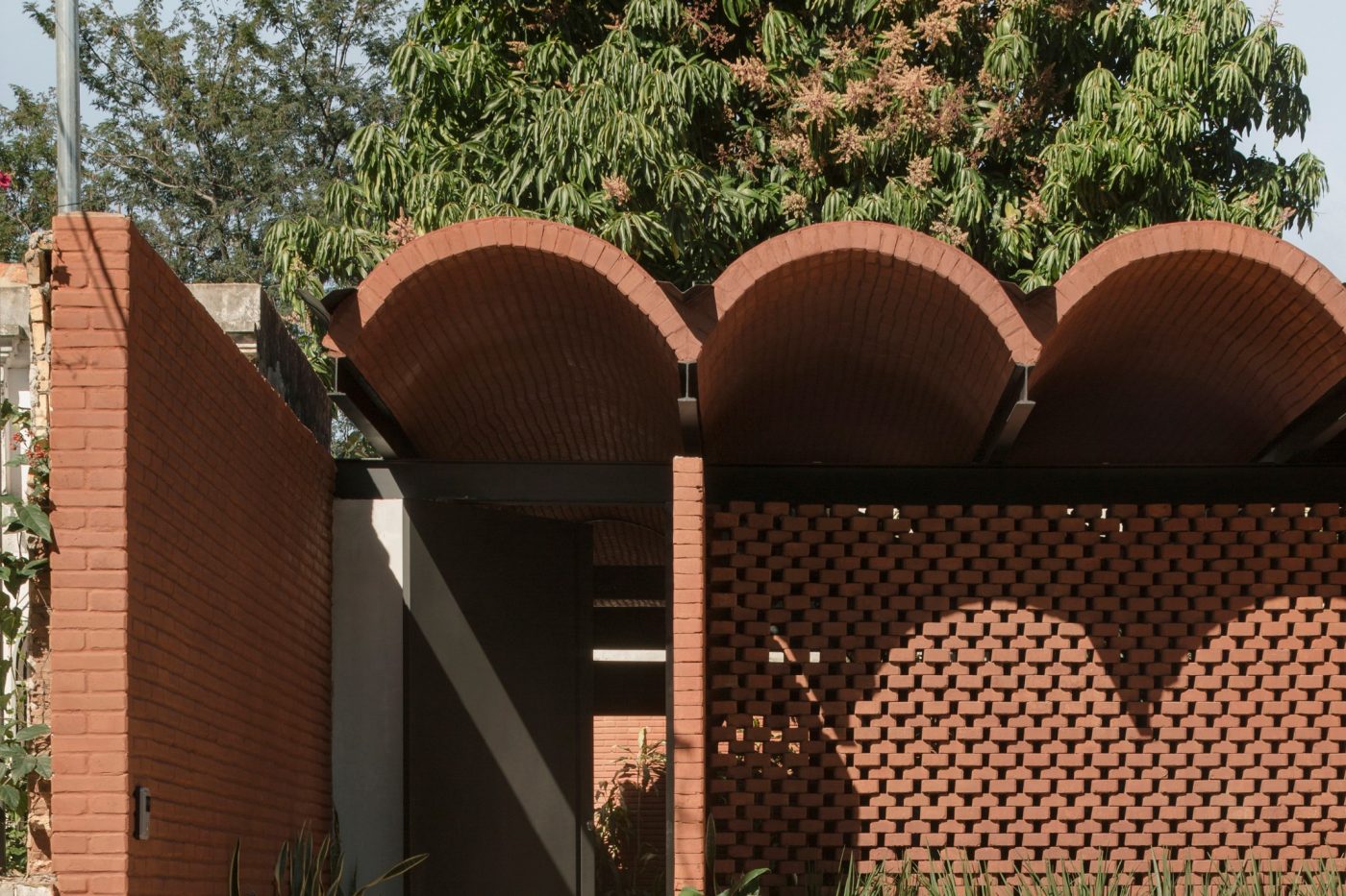 Brick Award 24 Nominee Intermediate House, Category Feeling at home, Architect: Equipo de Arquitectura