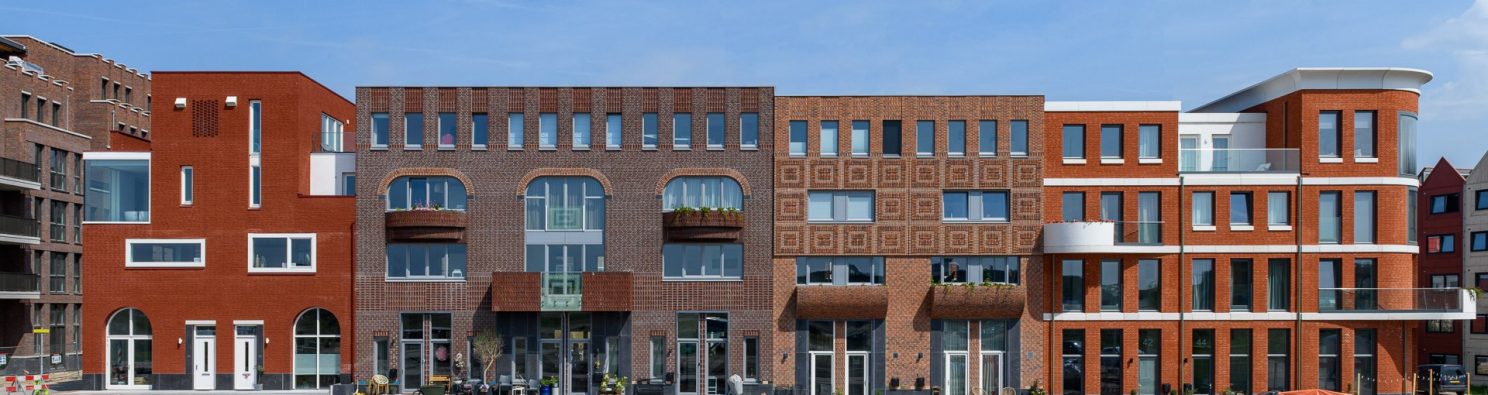 Dinkelrood Flash HV WF, Dommelrood HV WF en Marowijne Rood Zand HV WF | Nieuwbouw Woonlandschap De Leyhoeve | Tilburg | Architect: Marquart Architecten, Raamsdonksveer, Hans Marquart | Completion Date: 2016-01-01