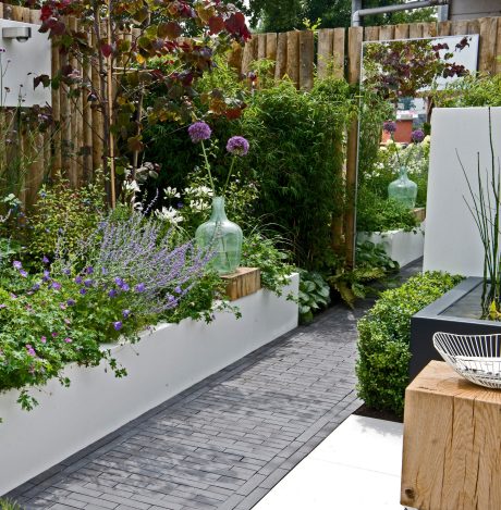 Tuinstijl Designa, serie 3 - 2014 - tuinen. Straatbakstenen series: Wienerberger  Designa serie.
