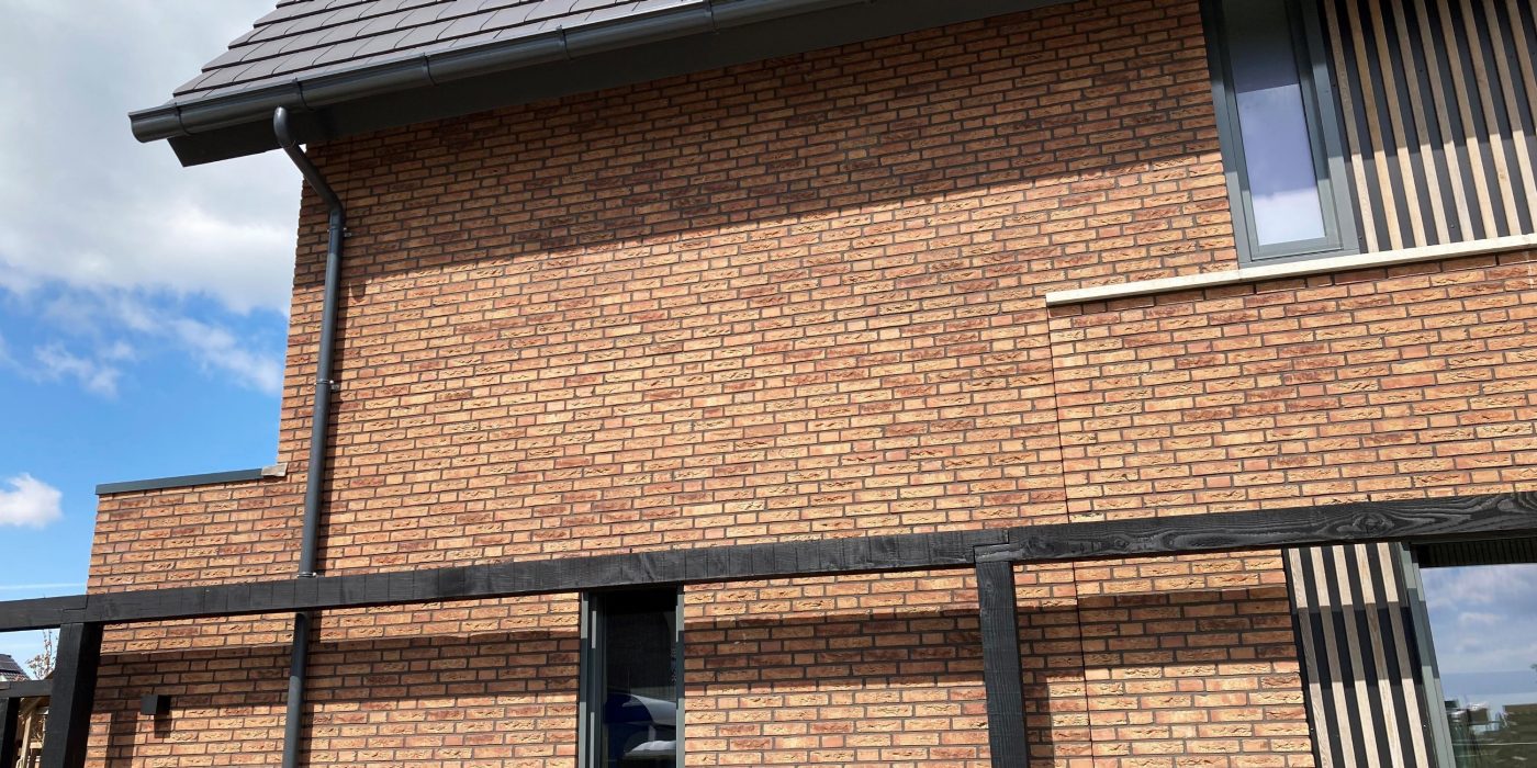 Strippen, licht en prefab bouwen met een breed assortiment steenstrippen.