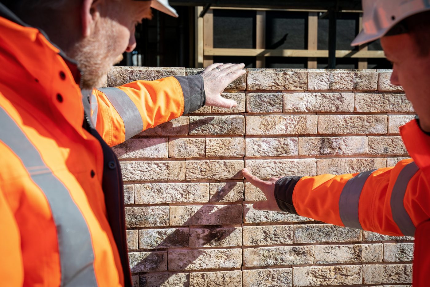 Verwerking van Marziale HV ClickBrick Pure gevelstenen in project Tuinhof in Ameide