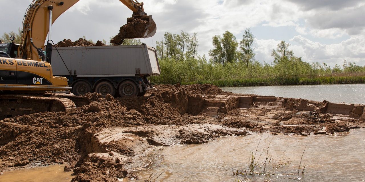 Kleiwinning in het Munnikenland door Wienerberger