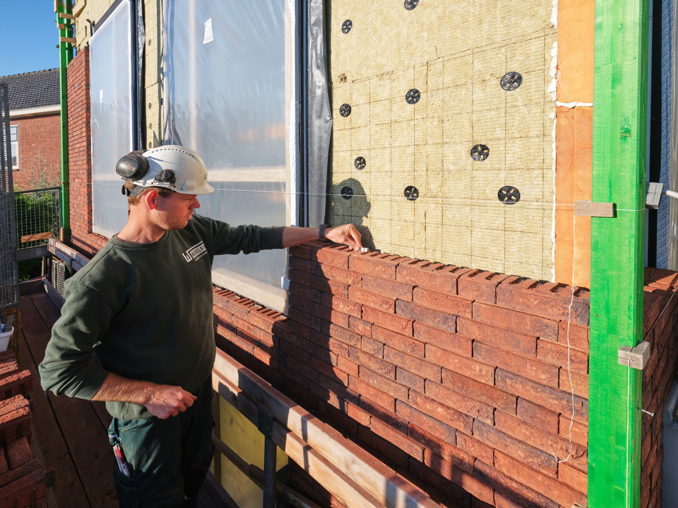 Timm-Antiek HV CB & Menton HV CB, ClickBrick Pure. Architect: Opzoom Architecten. Verwerker: Wessels Bouwgroep. Nieuwbouw appartementen en commerciële ruimte | Lichtenvoorde. 