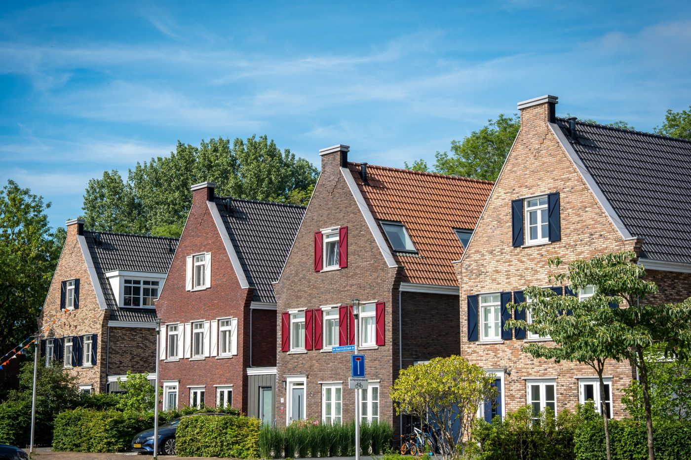 New construction with Modula gewolkt en zwart edel-engobe | Haarzicht, Vleuten - De Meern