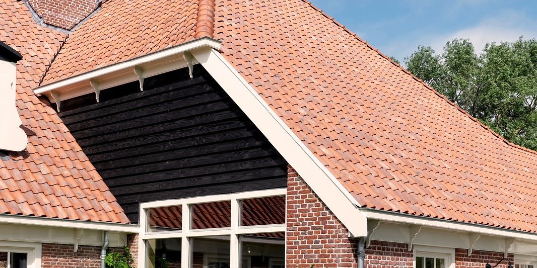 Mood image of the Dutch roof with the Oude Holle 451 rooftile met de Oude Holle 451 dakpan