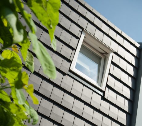 Datura Leikleur Mat Engobe 703 | Nieuwbouw 2-onder-1-kapwoningen Project Buurtstede | Koetserstraat - Klemstraat, Buurtstede, Veenendaal | Architect: Han van Zwieten, Amersfoort | Contractor: UBU, Doetinchem | Completion Date: 2011-01-01