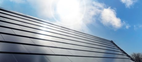 Dak gelegd met de Wevolt X-Roof zonnepanelen