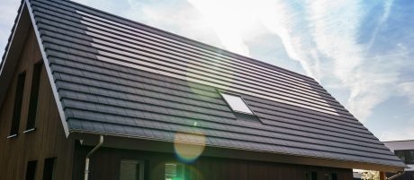 Dak gelegd met de Wevolt X-Tile zonnepanelen