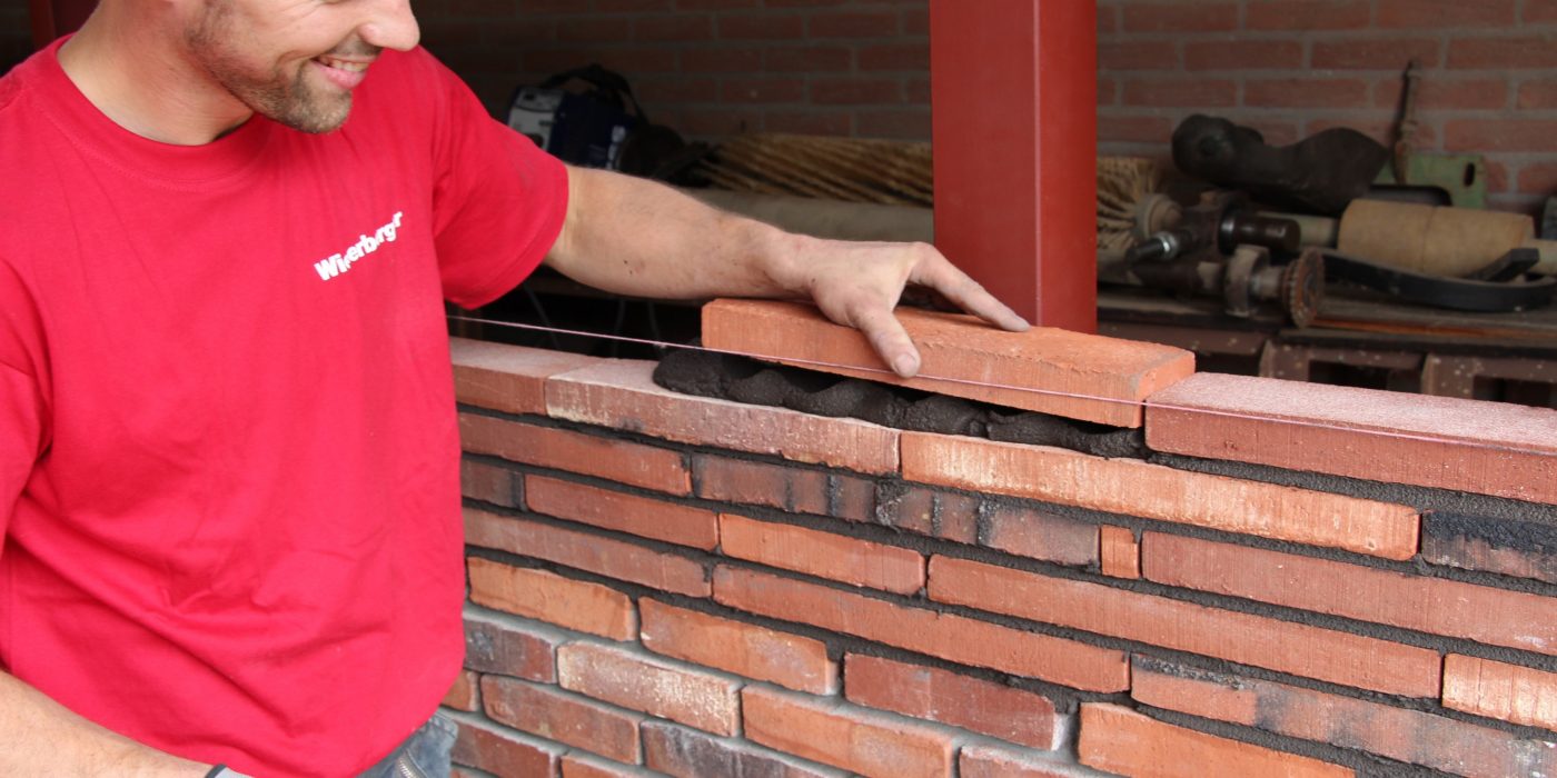 Magistrada gevelstenen metselen met dunbedmortel in langformaat