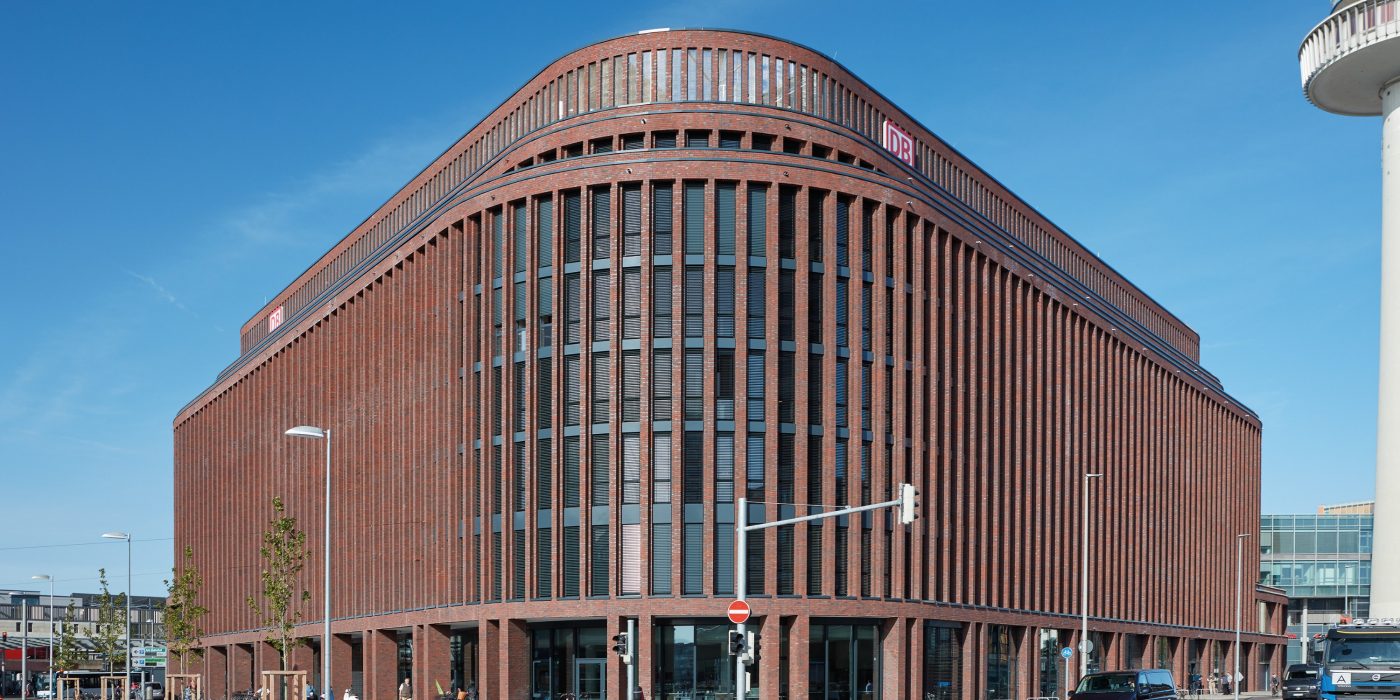 Deutsche Bahn, Lister Dreieck, Hascher Jehle Architektur, HJA, Wasserstrichziegel, Wasserstrichkollektion
