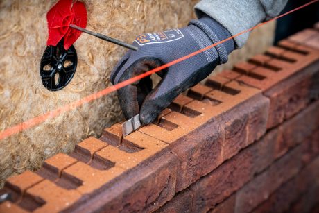 Installatie van ClickBrick Pure - Verbindings- en verankeringsclip