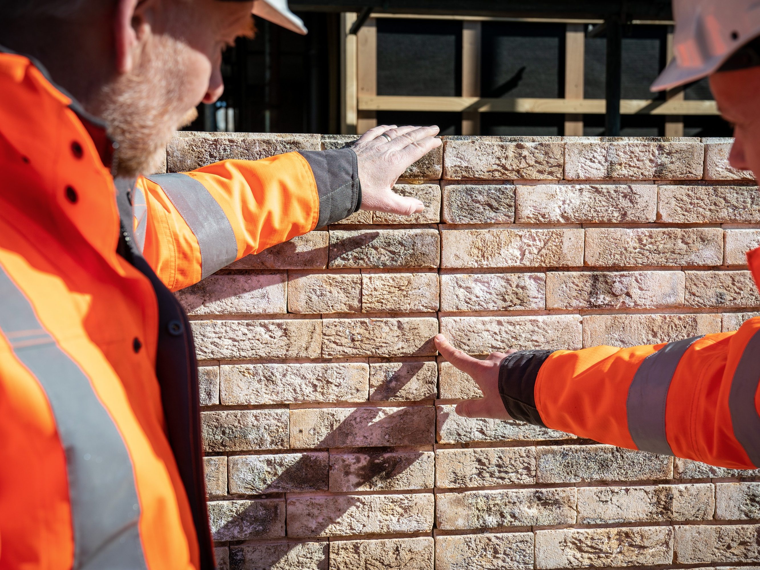 Verwerking van Marziale HV ClickBrick Pure gevelstenen in project Tuinhof in Ameide