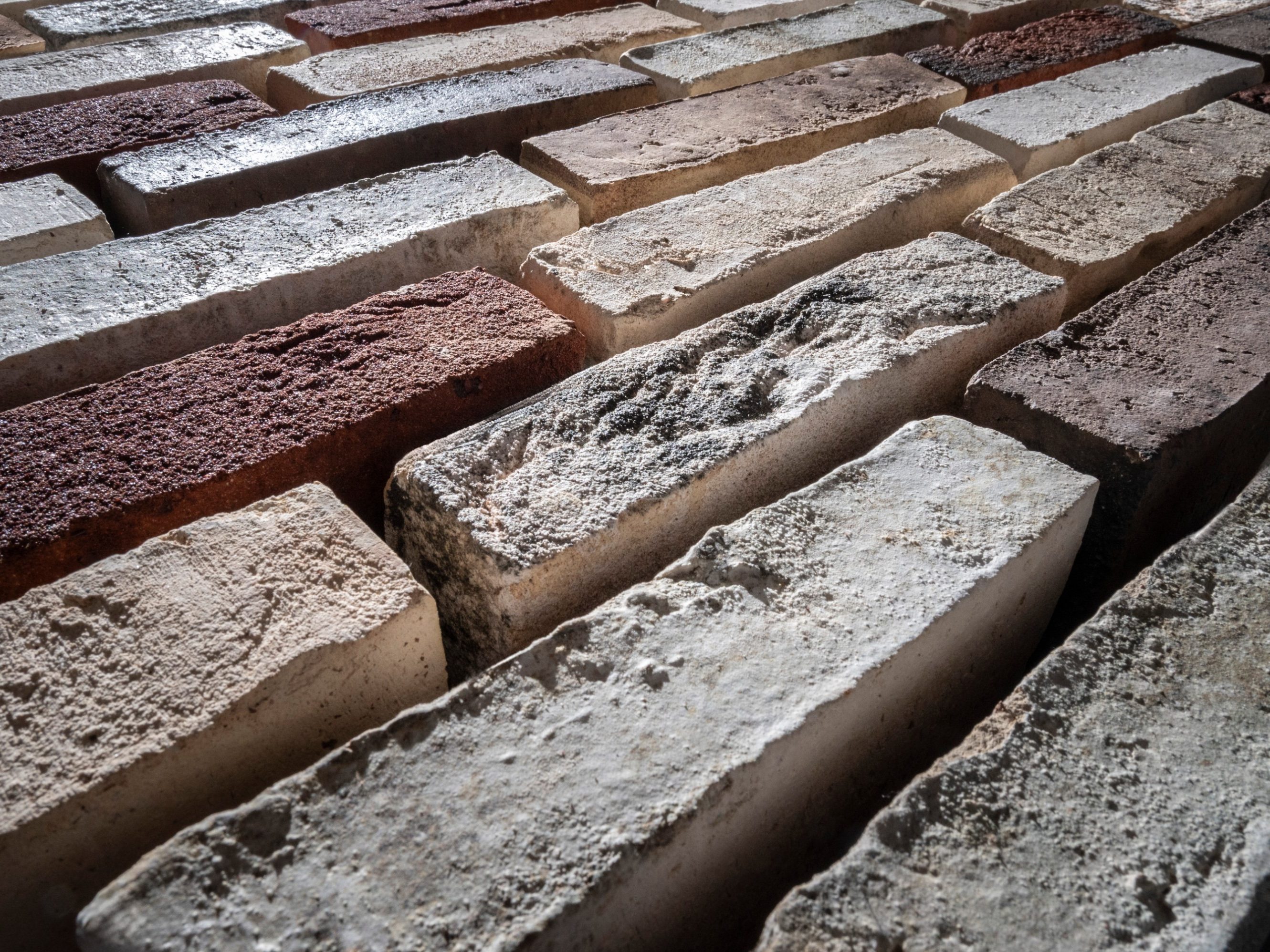 Sfeerbeeld van de EcoBrick ColourCrafted bricks