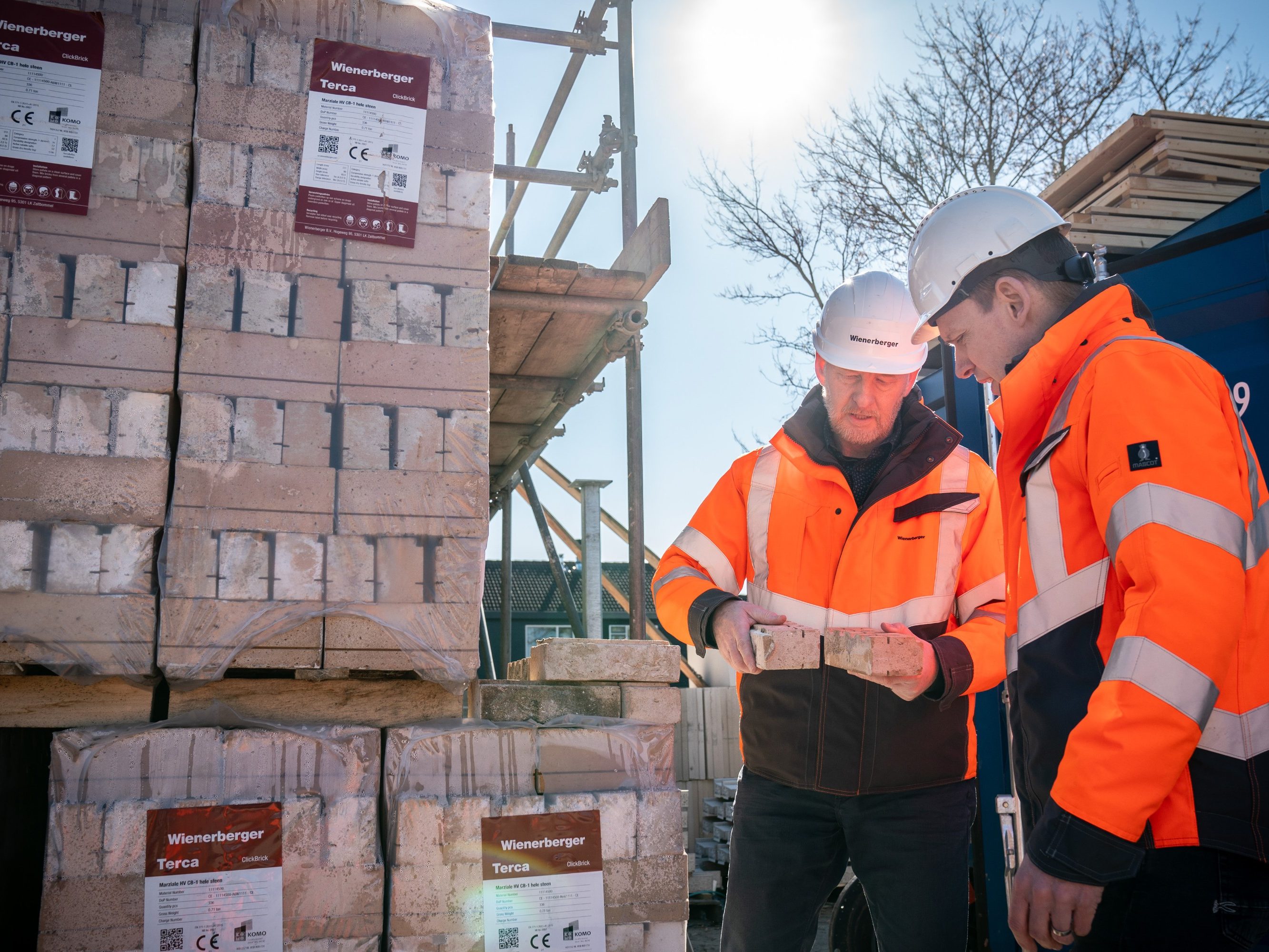 Verwerking van Marziale HV ClickBrick Pure gevelstenen in project Tuinhof in Ameide