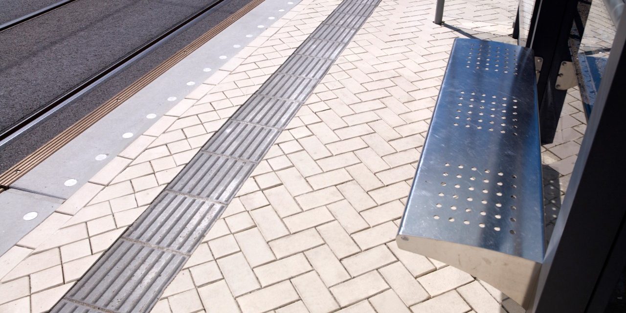 Reconstructie Spoorzone, Delft | Straatbaksteen: Argenti KK70 | Architect: Combinatie Crommelijn v.o.f. | Opdrachtgever: Gemeente Delft