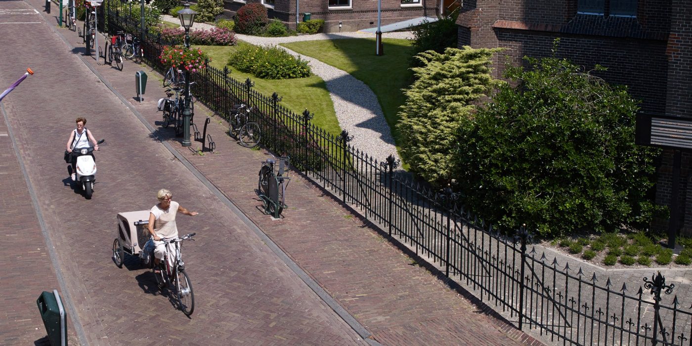 Renovatie straat, Centrum, Maarssen. Straatbakstenen: Varia Wasserstrich Getrommeld Maarssen.