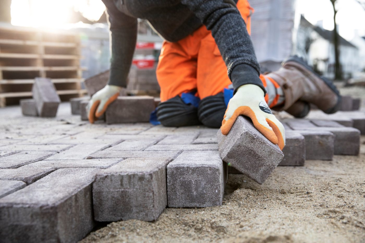 Bestrating installatie en sfeerbeeld