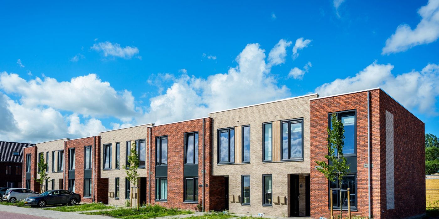 Nieuwbouw 18 woningen | Groene Oase, Steenbergen | Gevelbakstenen: Jotun Park HV WF215 EB65 en de Forum Prata Genuanceerd HV WF215 EB65