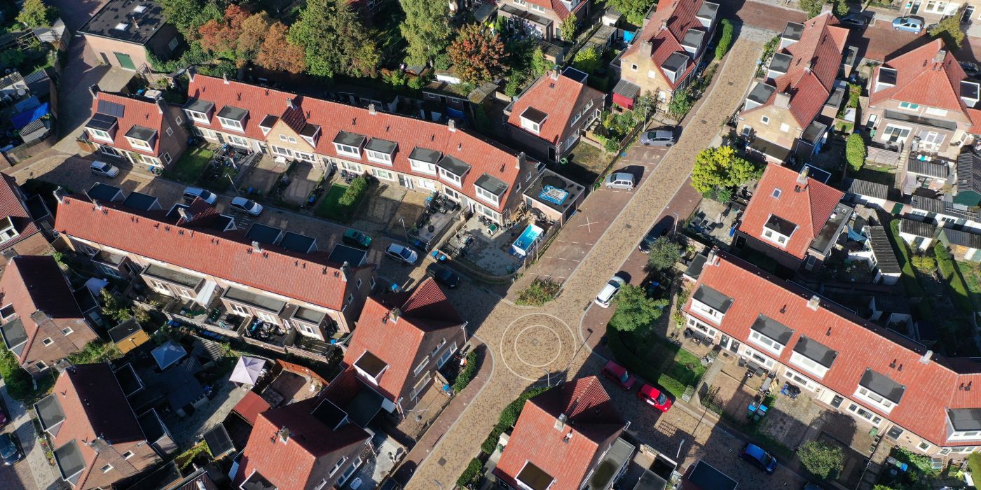 Herinrichting, Geitenkamp, Arnhem | Straatbakstenen: Gala wasserstrich getrommeld DF en de Argenti DF en mix DF: Brons wasserstrich getrommeld, Varia Puur wasserstrich getrommeld en de Gala wasserstrich getrommeld