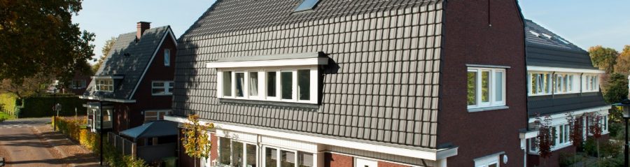 Gevelbakstenen: Espa HV WF en Elise HV WF | Dakpannen: Alegra 10 TE Leikleur Mat Engobe 703 en Madura Leikleur Mat Engobe 703 | Nieuwbouw 2-onder-1-kap- en Tussenwoningen | De Eekhoorn, Lunteren | Architect: Van der Padt & Partners, Giessenburg | Contractor: Gebroeders Blokland, Hardinxveld-Giessendam | Client: Gebroeders Blokland, Hardinxveld Giessendam | Completion Date: 2014-01-01