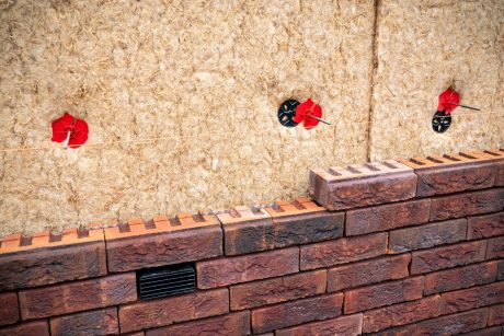 Blauwrood Genuanceerd HV ClickBrick Pure. Opdrachtever: Wonion. Architect: Arnoo Holleman, Architektengroep Gelderland. Aannemer: Bouwbedrijf Klanderman. Herontwikkeling sociale huurwoningen met ClickBrick Pure | Silvolde